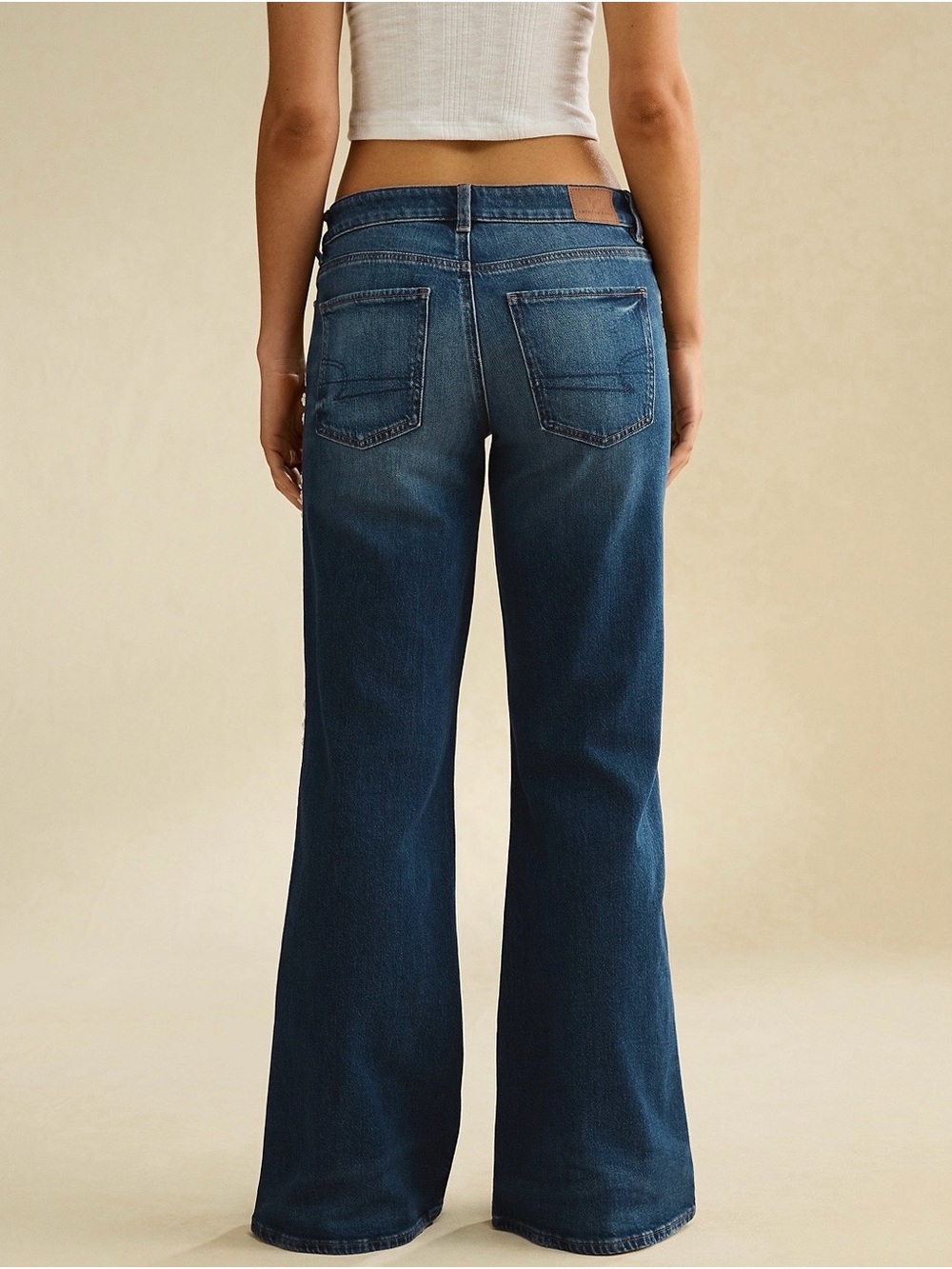American Eagle Outfitters Low-Rise Flare Jeans BIN#11 - Picture 2 of 7
